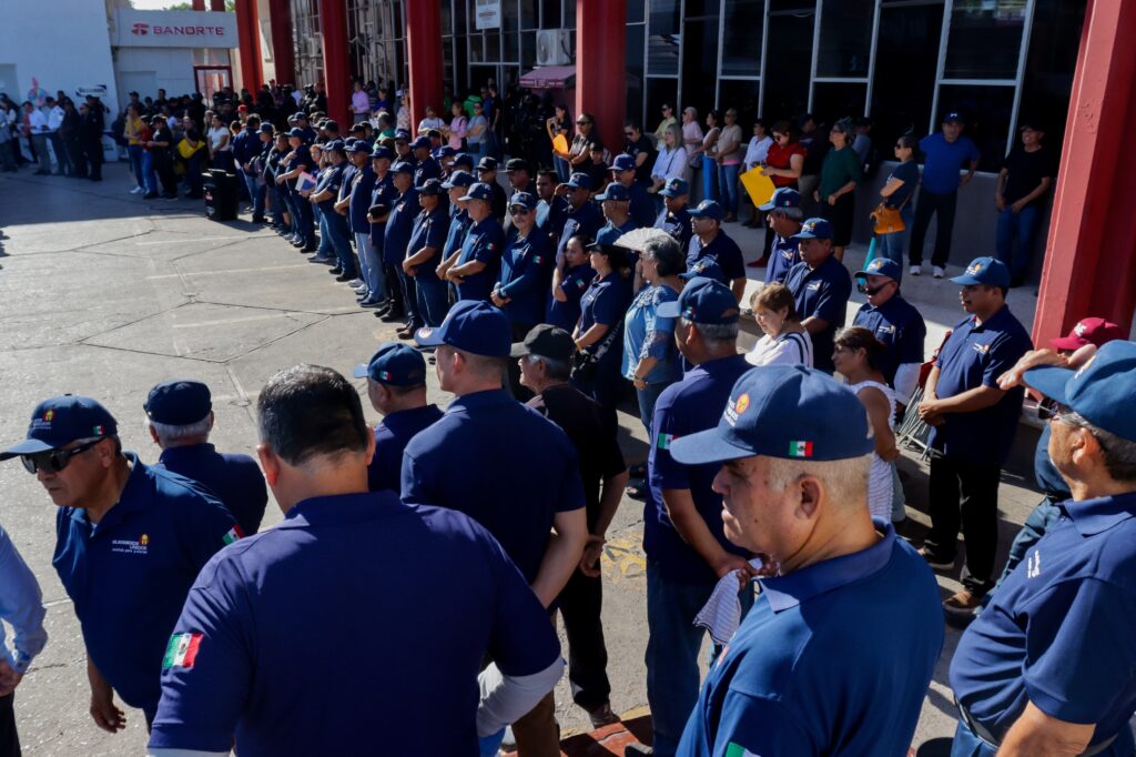 Oficinas del Ayuntamiento de Ahome siguen tomadas por “Guerreros Unidos”