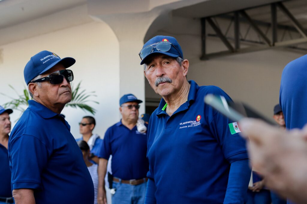 Oficinas del Ayuntamiento de Ahome siguen tomadas por “Guerreros Unidos”