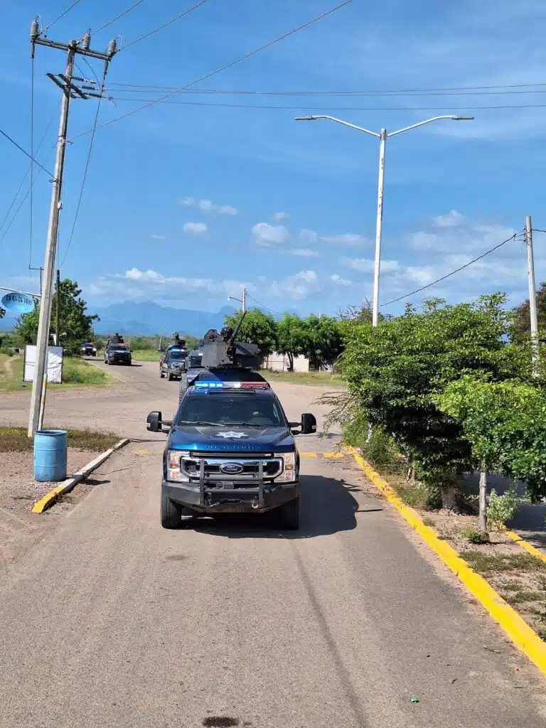 Unidades de seguridad en operativo en Elota.