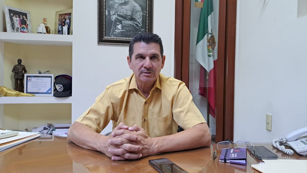 Presidente municipal, Armando Camacho Aguilar