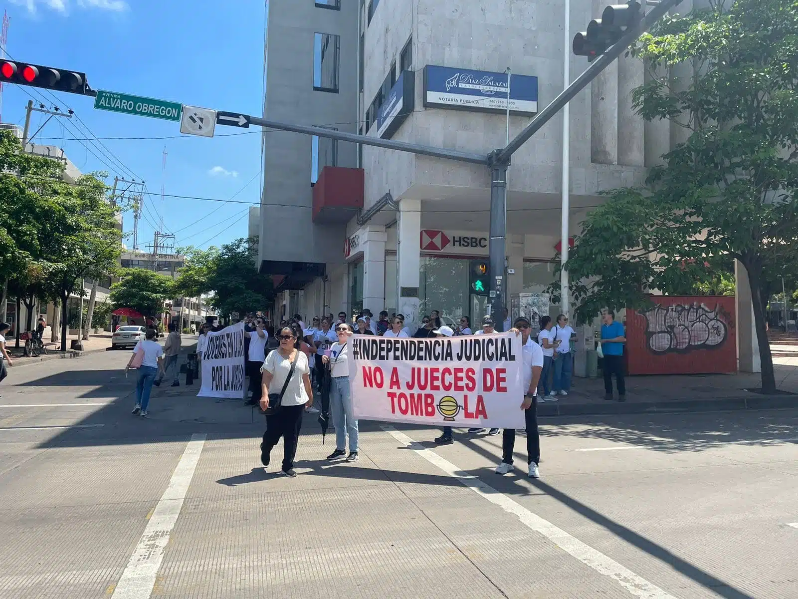 Reactivan manifestaciones en Culiacán contra la reforma al Poder Judicial