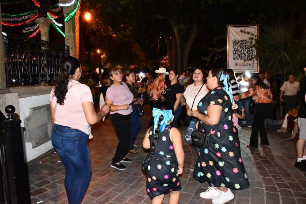 Retoman con optimismo el programa turístico Viernes de Plaza en Mocorito