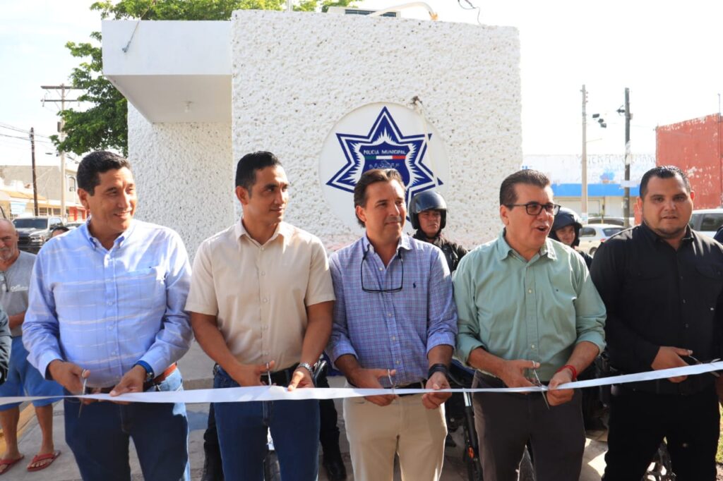 Inauguración de caseta de policía