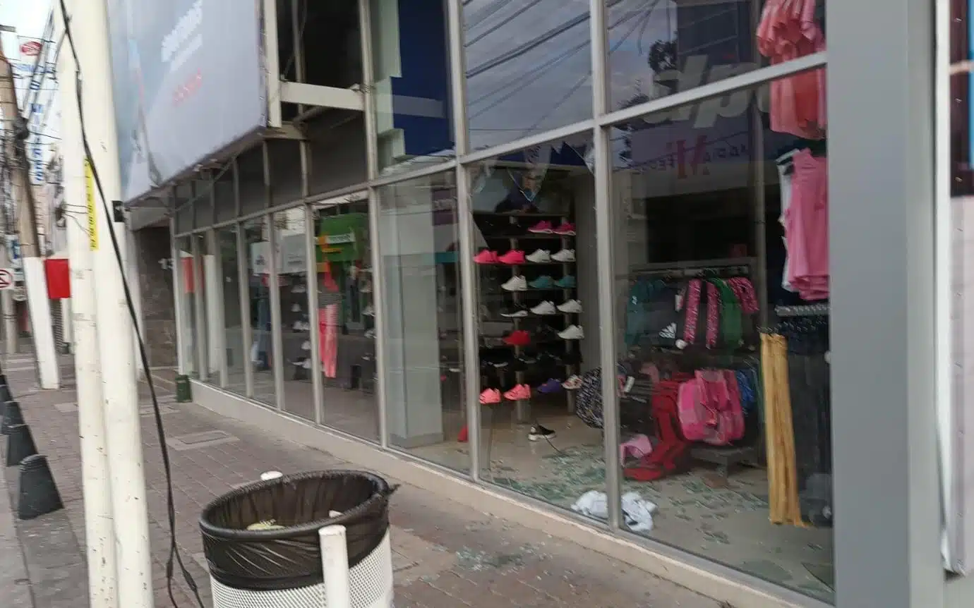 Saqueo robo tienda Culiacán