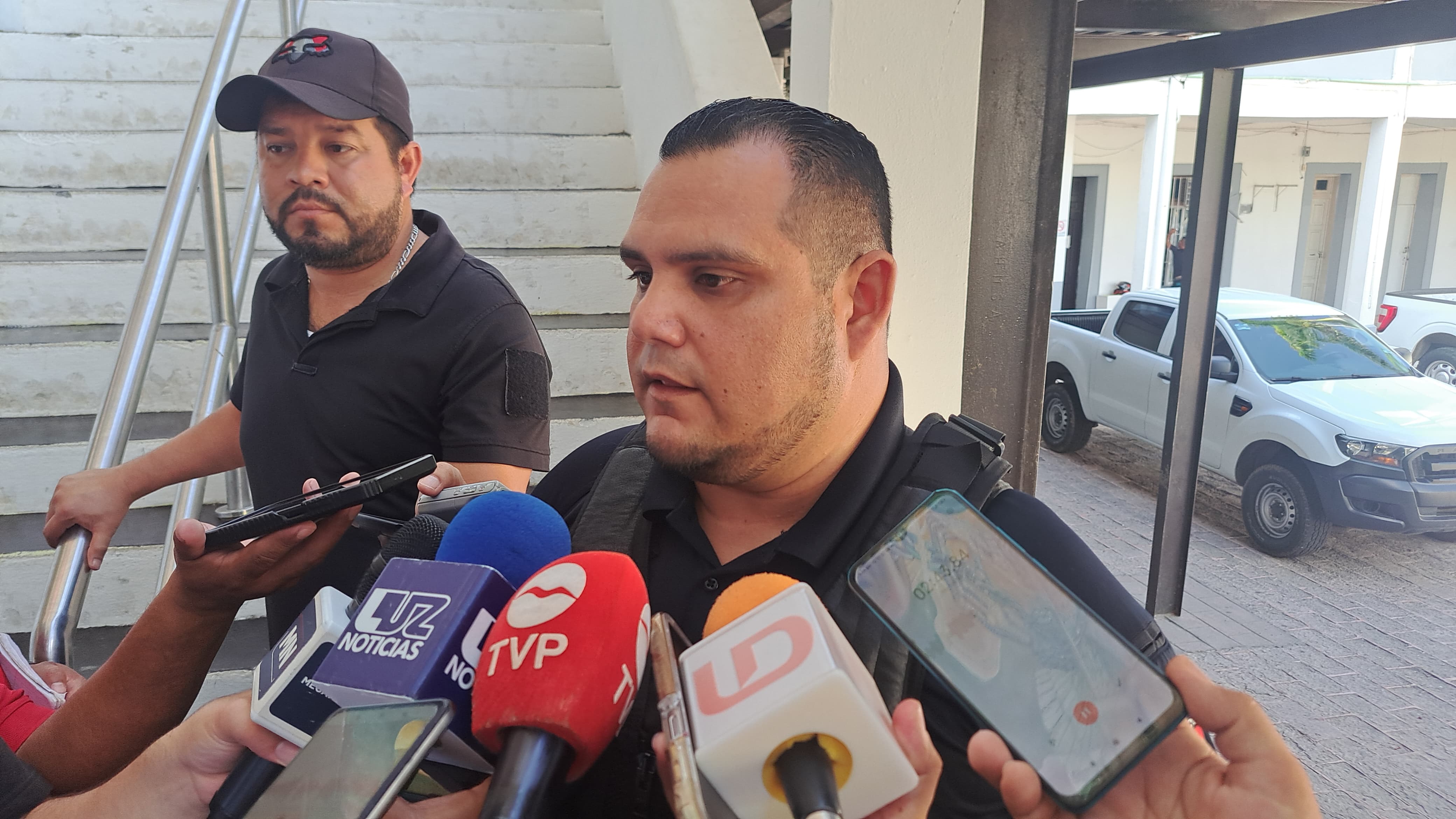 Secretario seguridad pública descarta presencia armados en Mazatlán