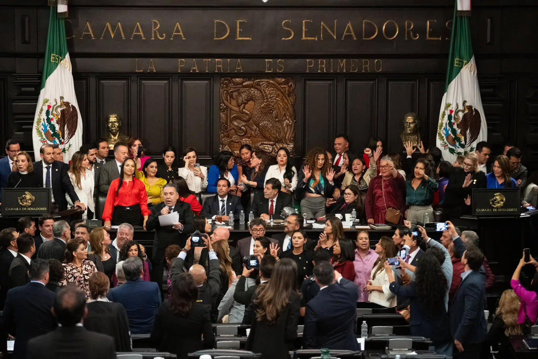 Senadores aprueban en lo general la reforma al Poder Judicial