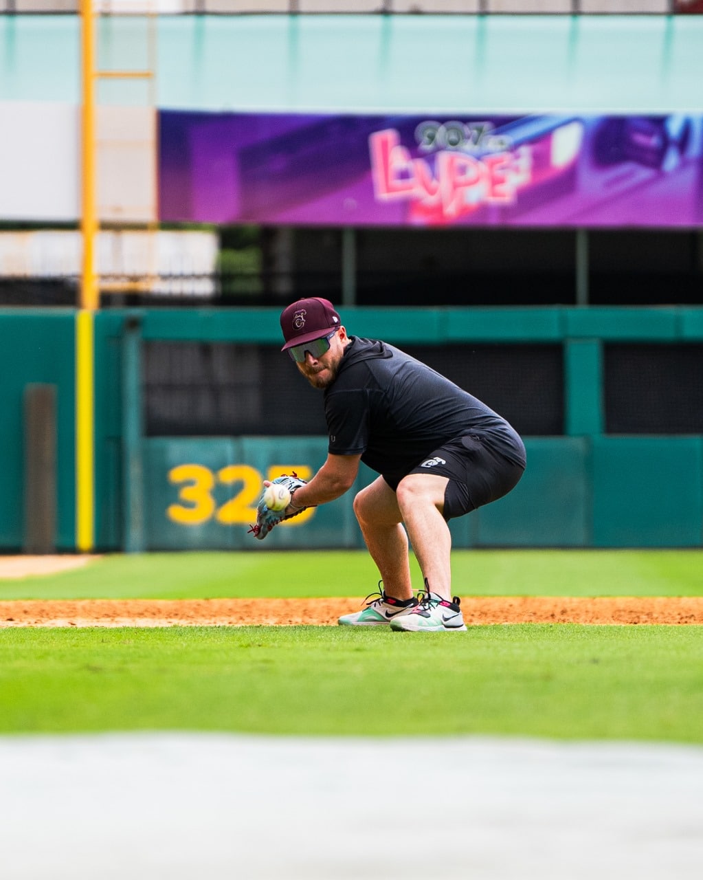 Nuevos elementos se sumaron a Tomateros de Culiacán.