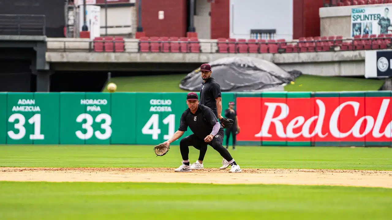 Nuevos elementos se sumaron a Tomateros de Culiacán.