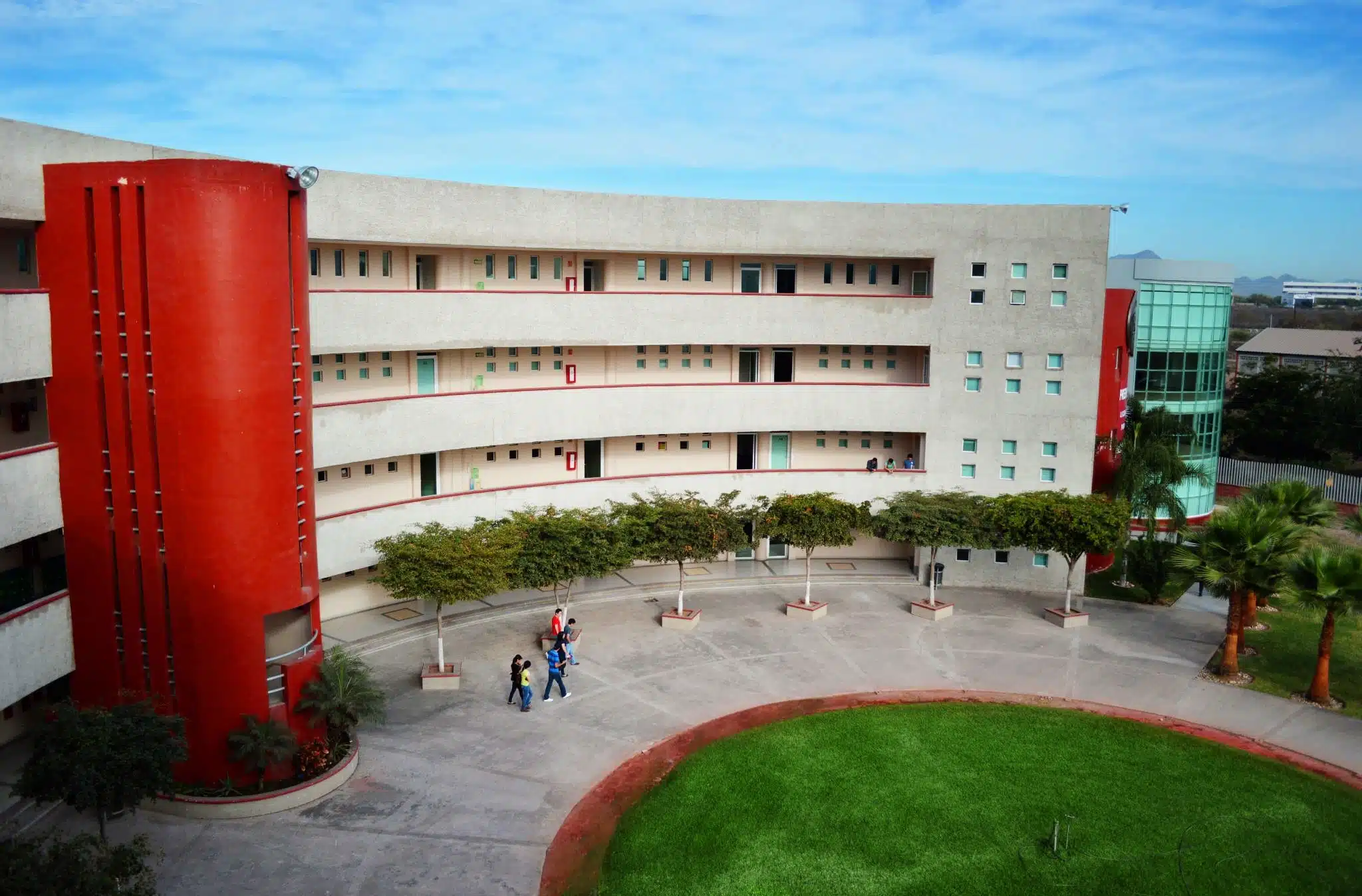 Universidad Autónoma de Durango, campus Culiacán.