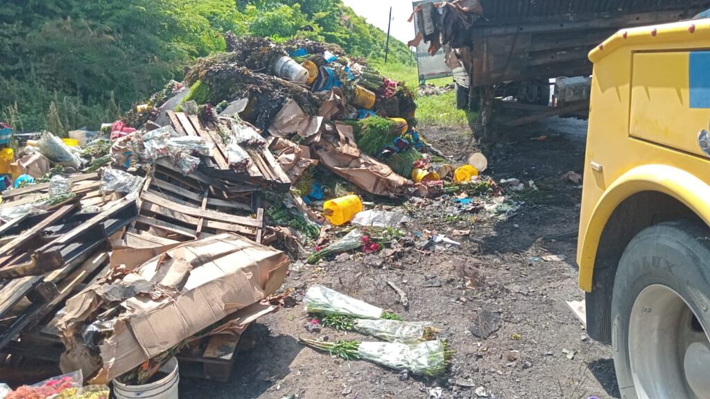 Choque de tráiler por la Mazatlán-Culiacán