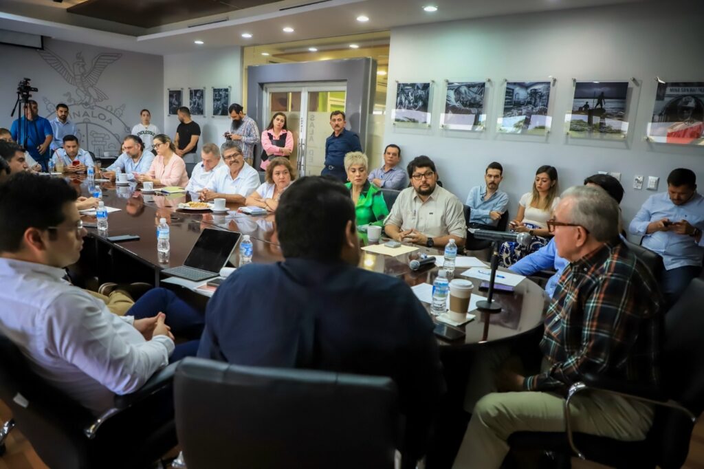 Reunión del gobernador con empresarios