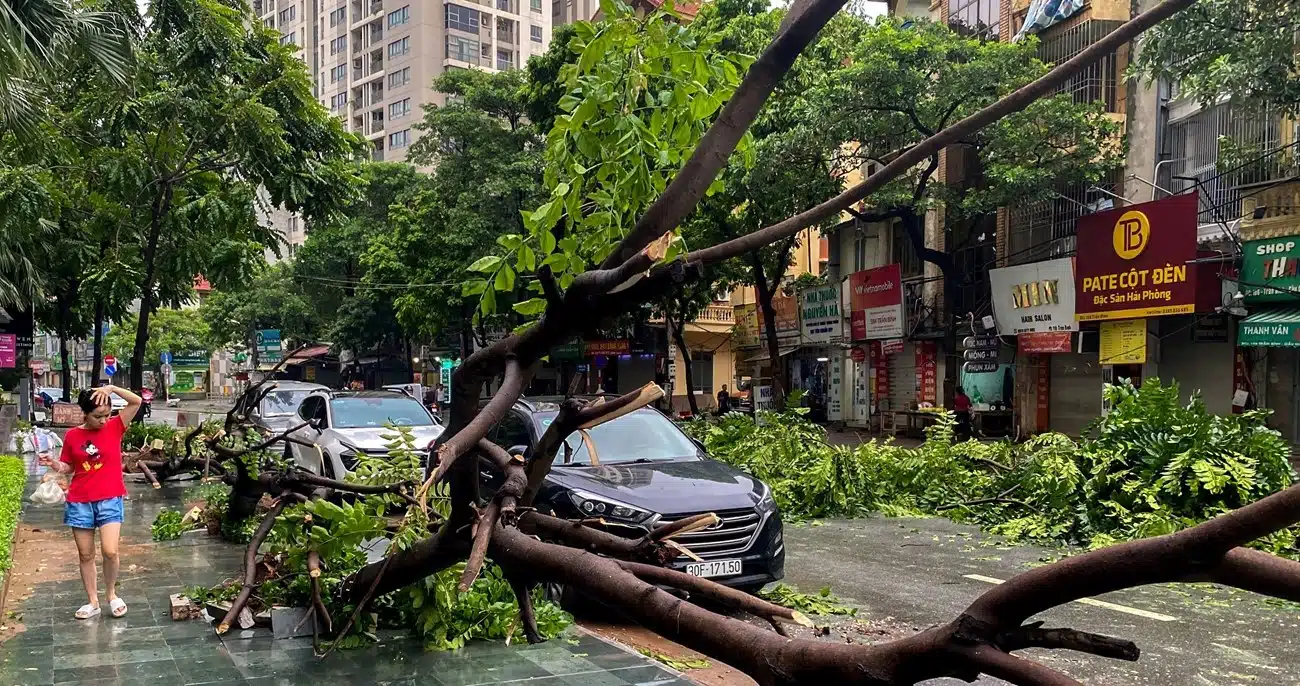 estragos en la capital de Vietnam por tifon yagi