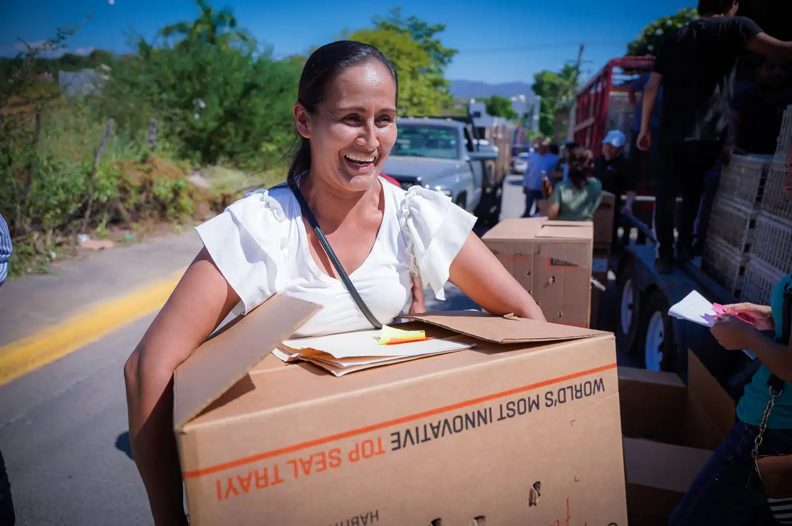 70 familias de más de 30 comunidades de Badiraguato reciben equipamientos productivos