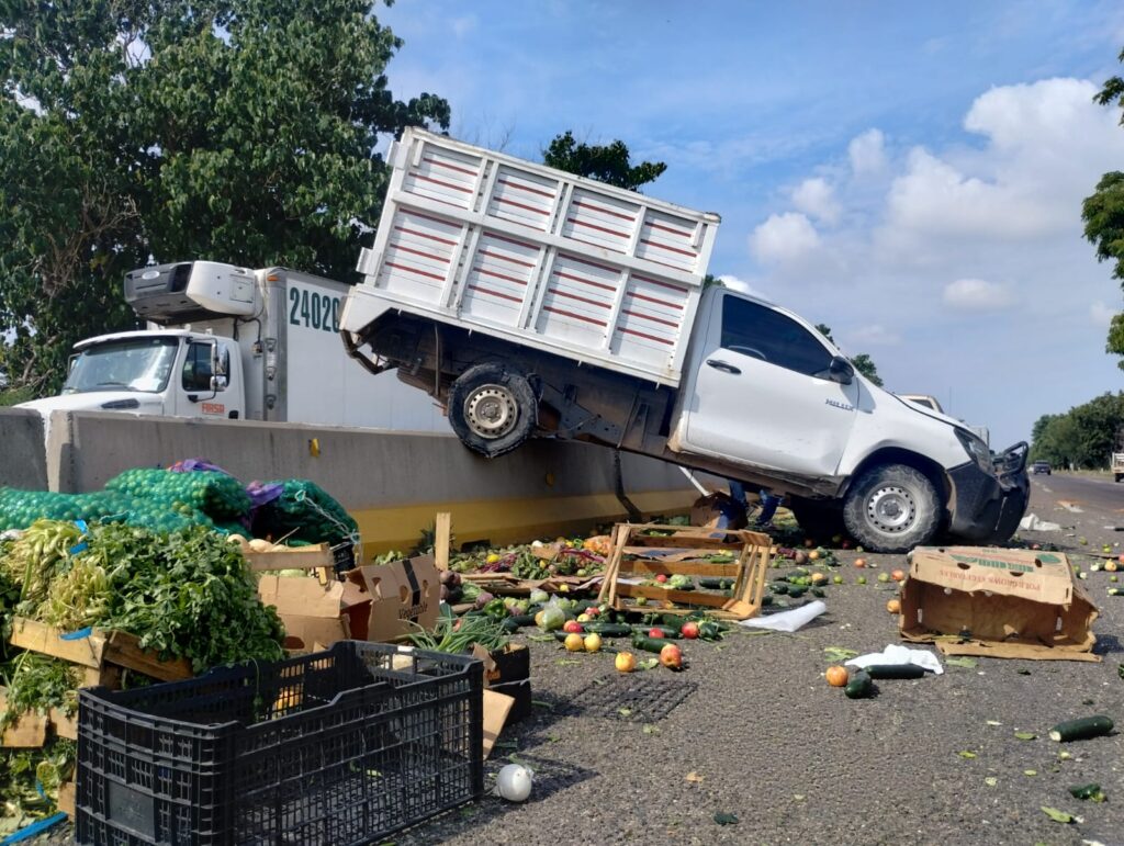 Accidente en la autopista Benito Juárez