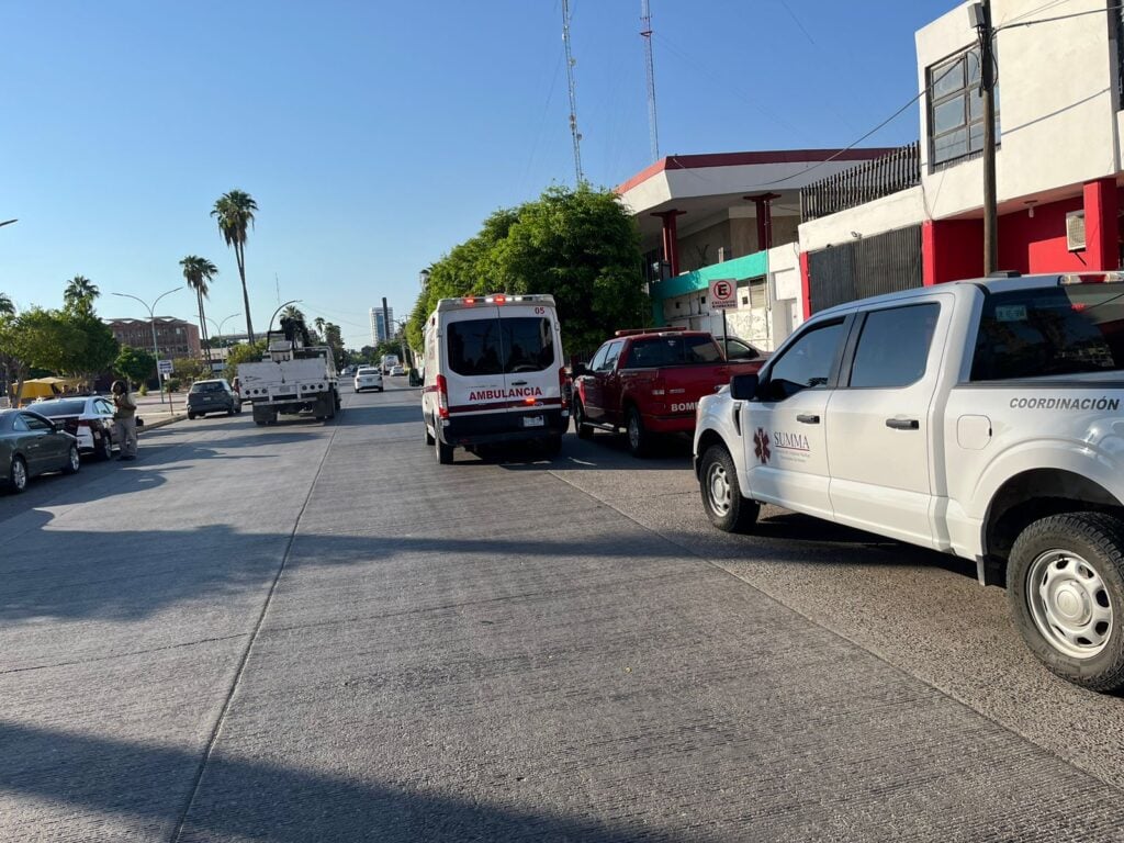 Ambulancia de Summa en el lugar del accidente.