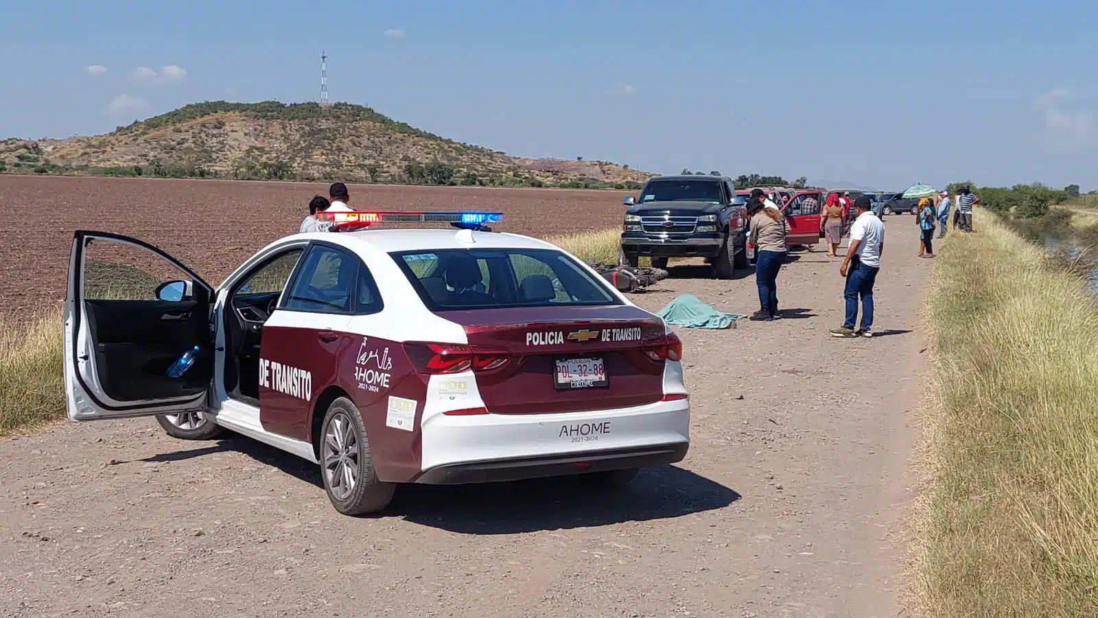 Adulto mayor pierde la vida tras accidentarse en una motocicleta en la zona rural de Ahome