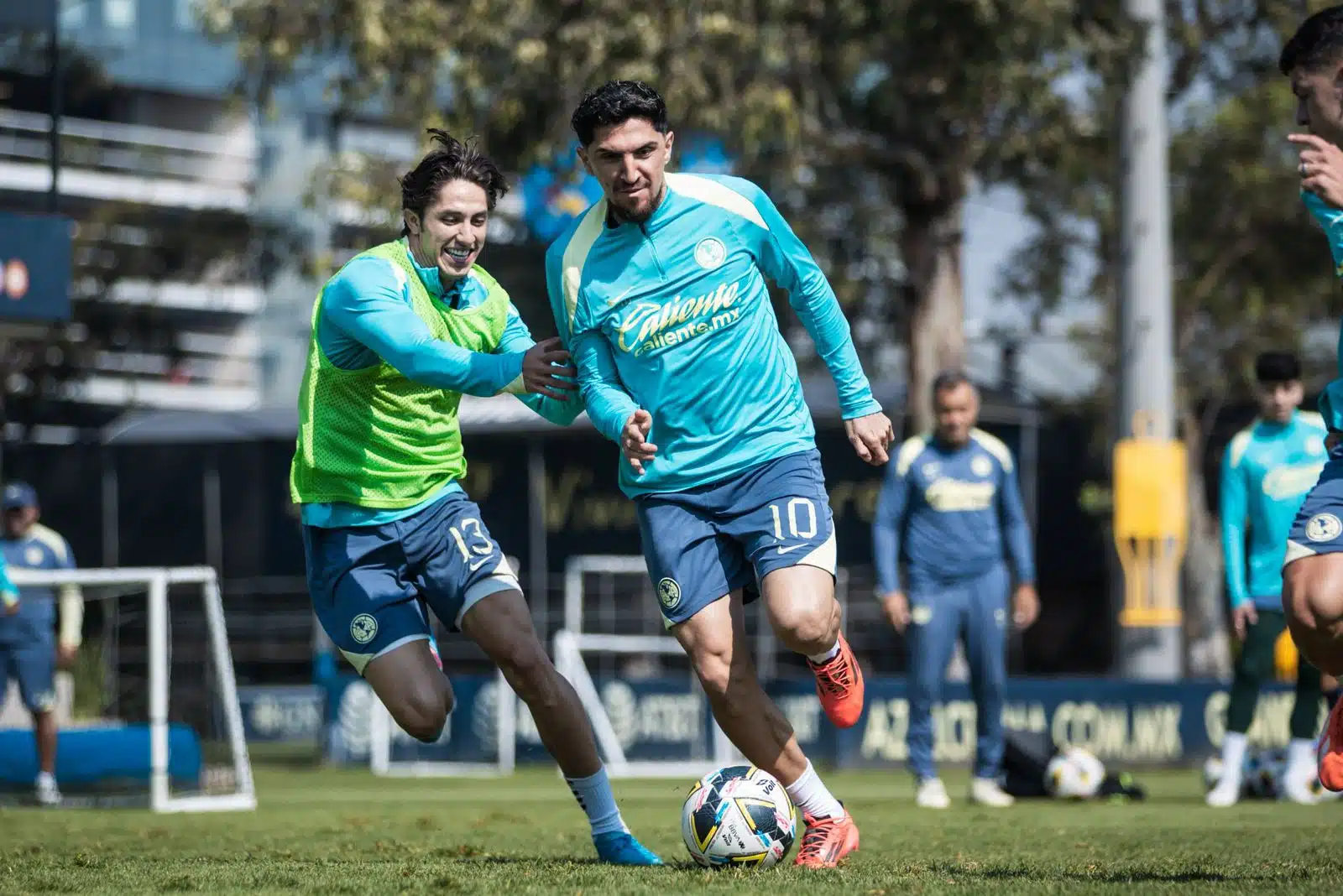 Alan Cervantes en entrenamiento