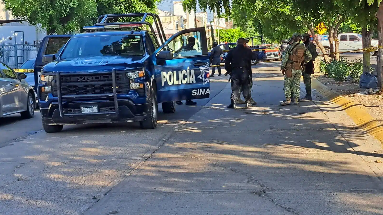 Asesinan a balazos a hombre dentro de automóvil en Culiacán