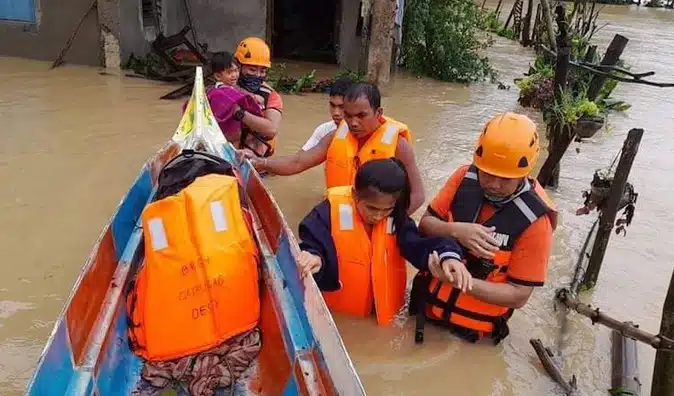 Aumentan muertes por tormenta Trami en Filipinas