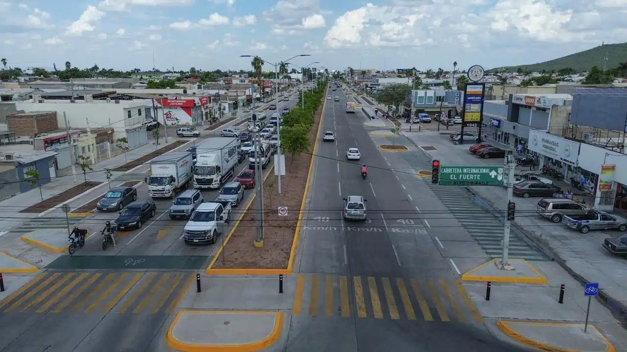 Bulevar López Mateos en Los Mochis