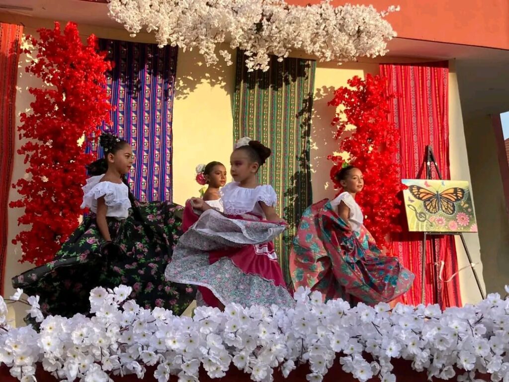 Niñas del taller de danza.