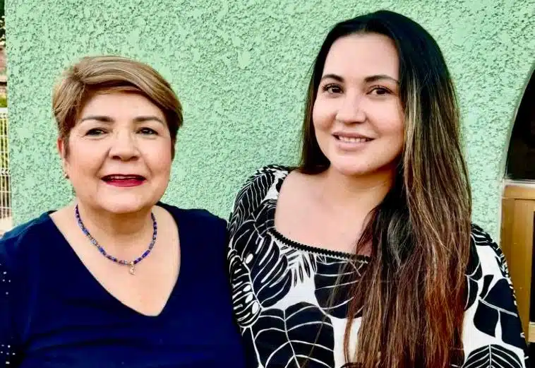 Cecilia Ramírez y Claudia Leyva.