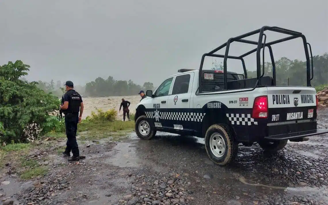 Clases suspendidas en 32 municipios de Veracruz por la tormenta tropical “Nadine”