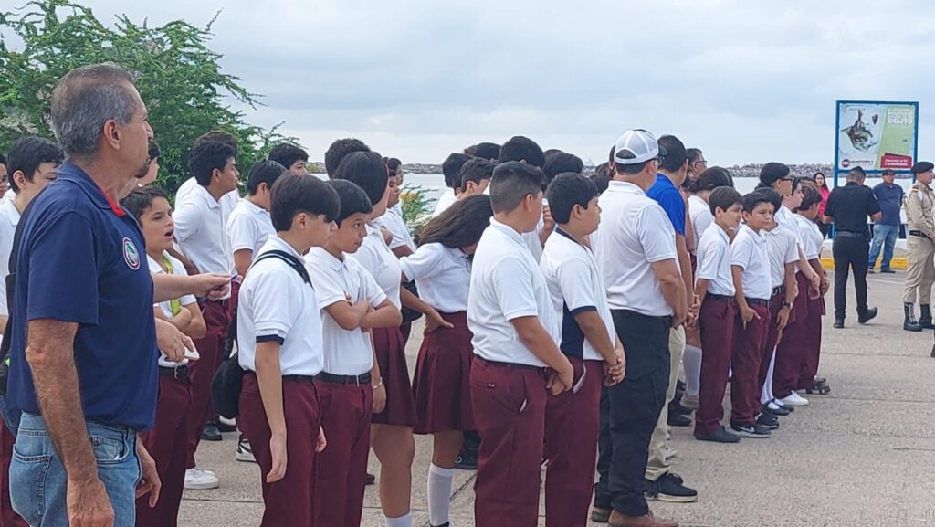 Enaltecen en Mazatlán el honor y patriotismo de los cadetes del Heroico Colegio Militar