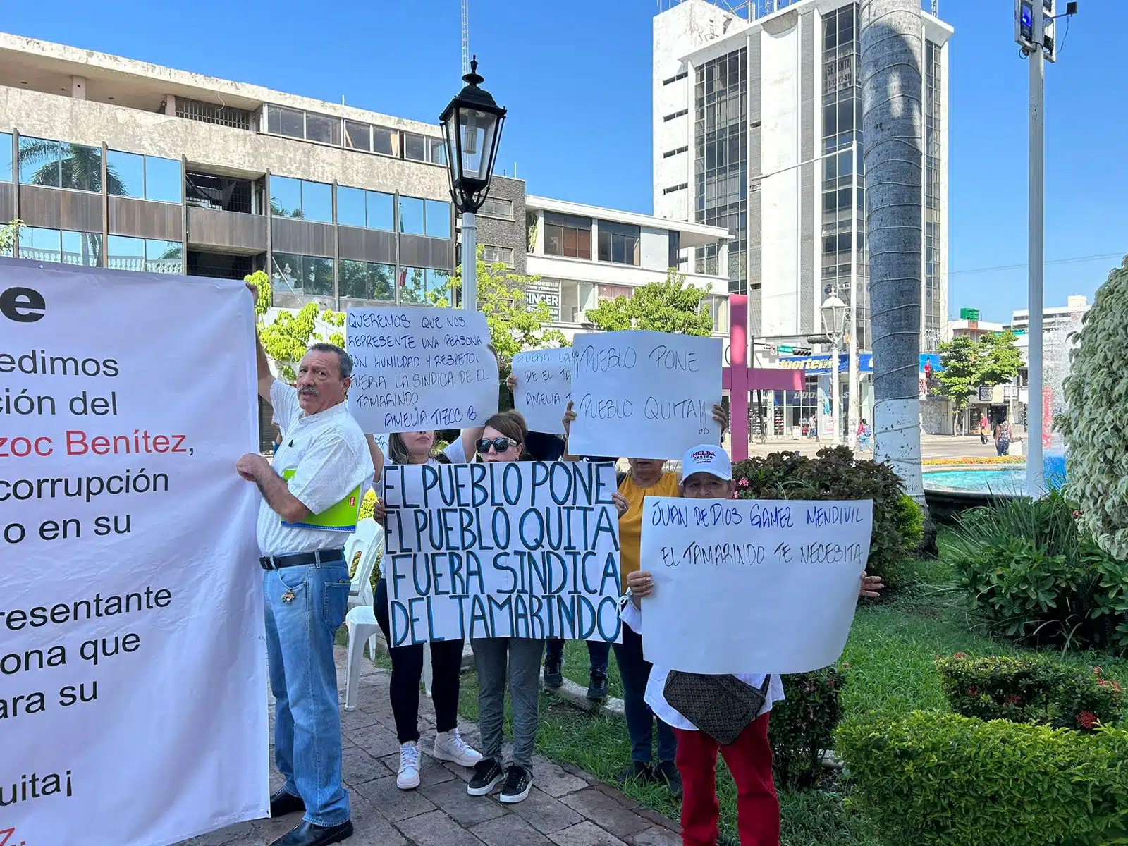 Habitantes de El Tamarindo, Limón de los Ramos y La Campana piden remoción de síndica municipal