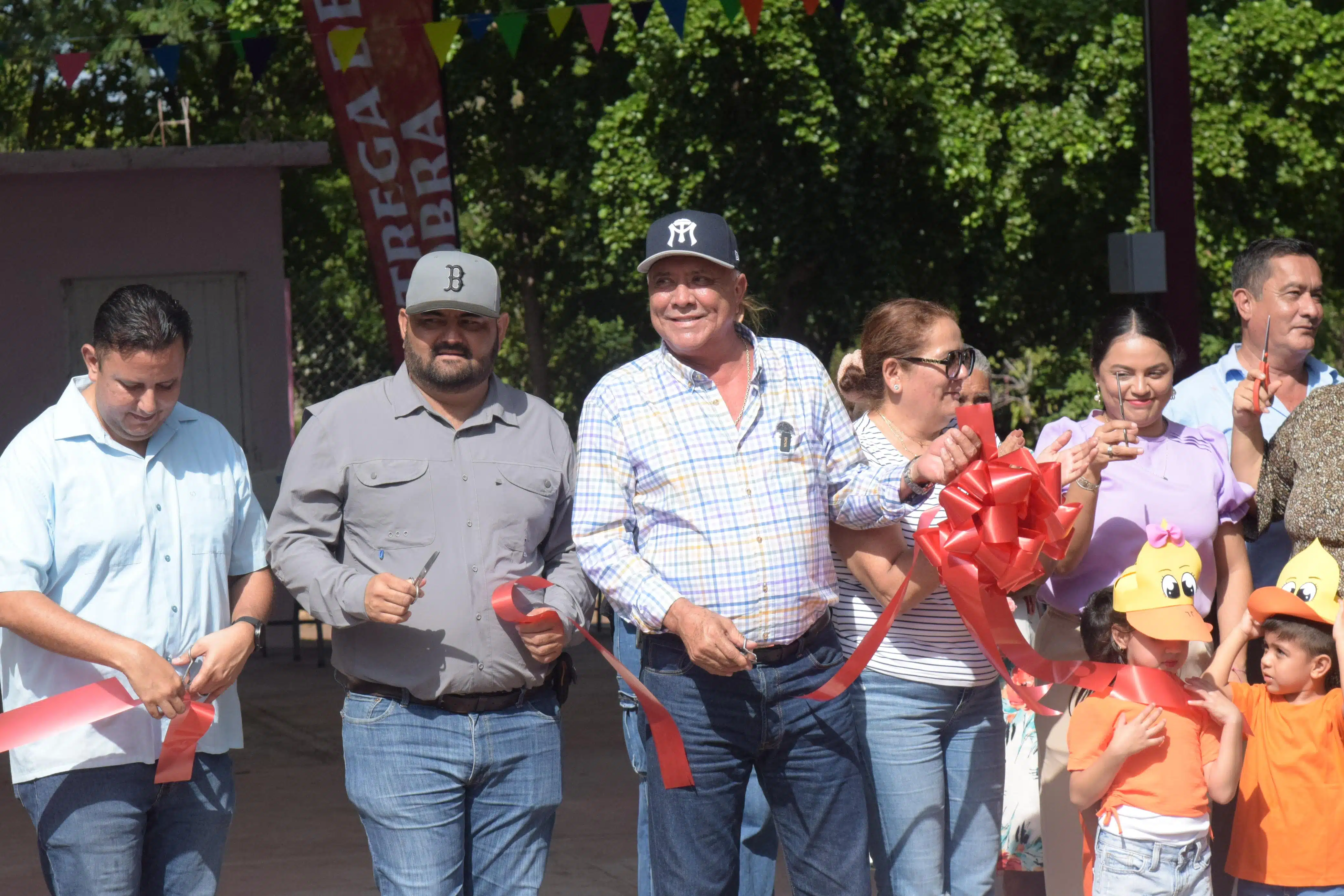 Entrega de obra de infraestructura educativa en el jardín de niños “Enrique C. Rébsamen”.