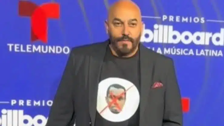 Lupillo Rivera asiste a los Premios Billboard