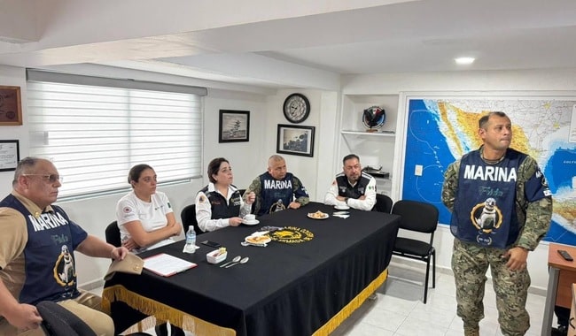 Reunión de autoridades de Protección Civil y Marina