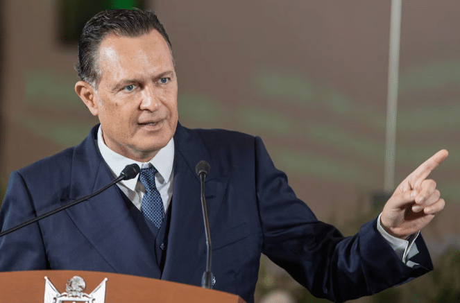 Gobernador de Querétaro aborda caso de Esmeralda, menor acusada de homicidio tras sufrir aborto