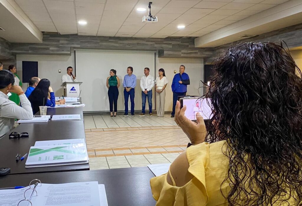 Conferencia de prensa Canaco