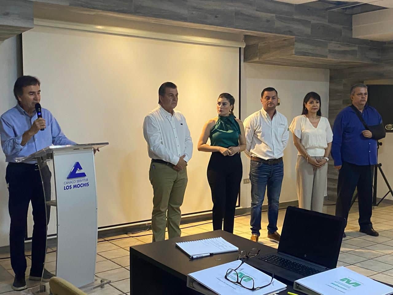 Conferencia de prensa Canaco