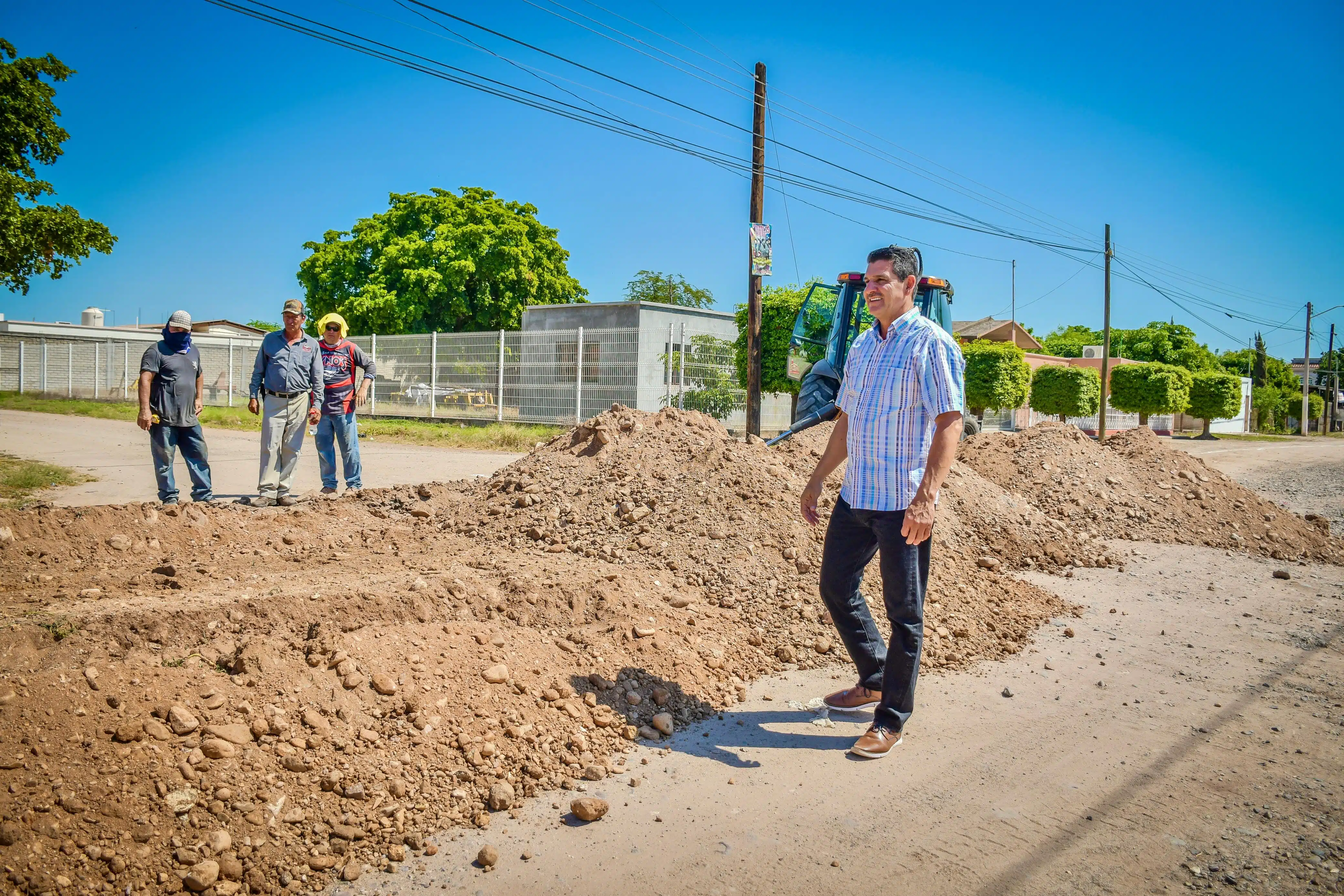 Para regidores y sectores productivos imprimirán informe de Armando Camacho