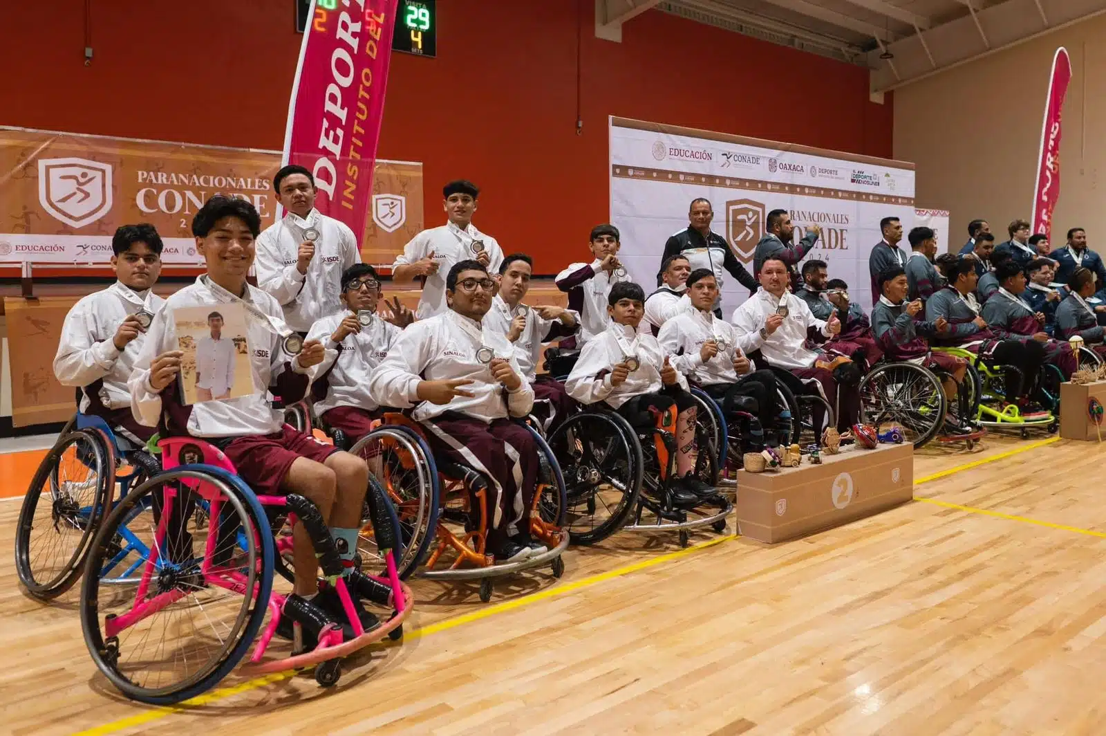 El equipo de baloncesto en silla de ruedas de Sinaloa obtuvo la medalla de plata en los Juegos Paranacionales 2024.