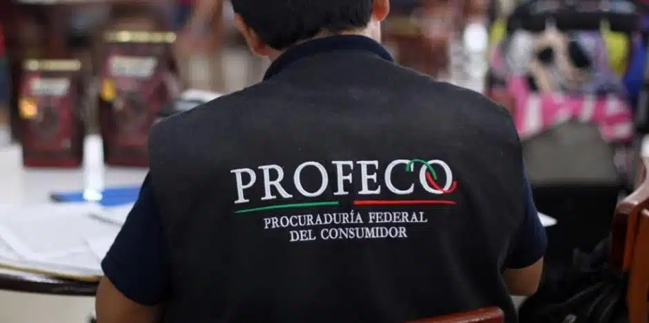 Trabajador de Profeco.