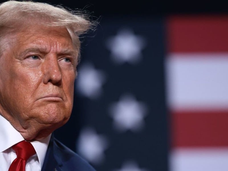 Propone Trump medidas extremas contra migrantes; ¡pena de muerte por asesinato de estadounidenses!