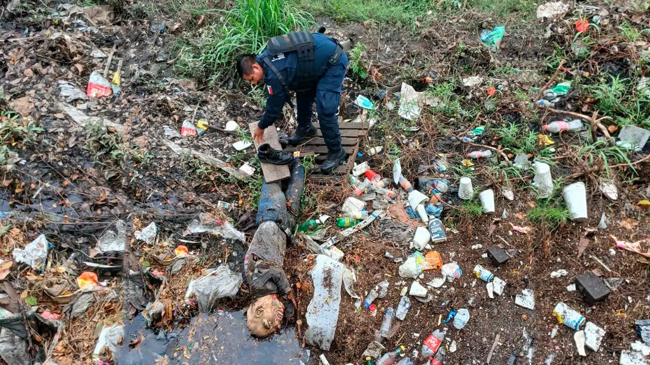 Reportan un cuerpo en canal de Mazatlán, pero era un Maniquí vestido