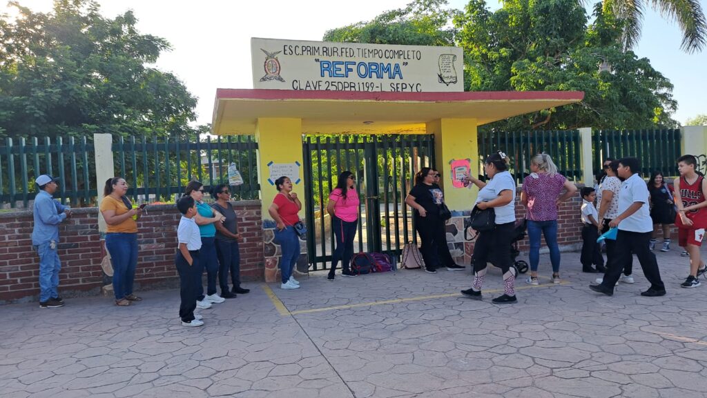  Toman la primaria “Reforma” del ejido Benito Juárez en Ahome