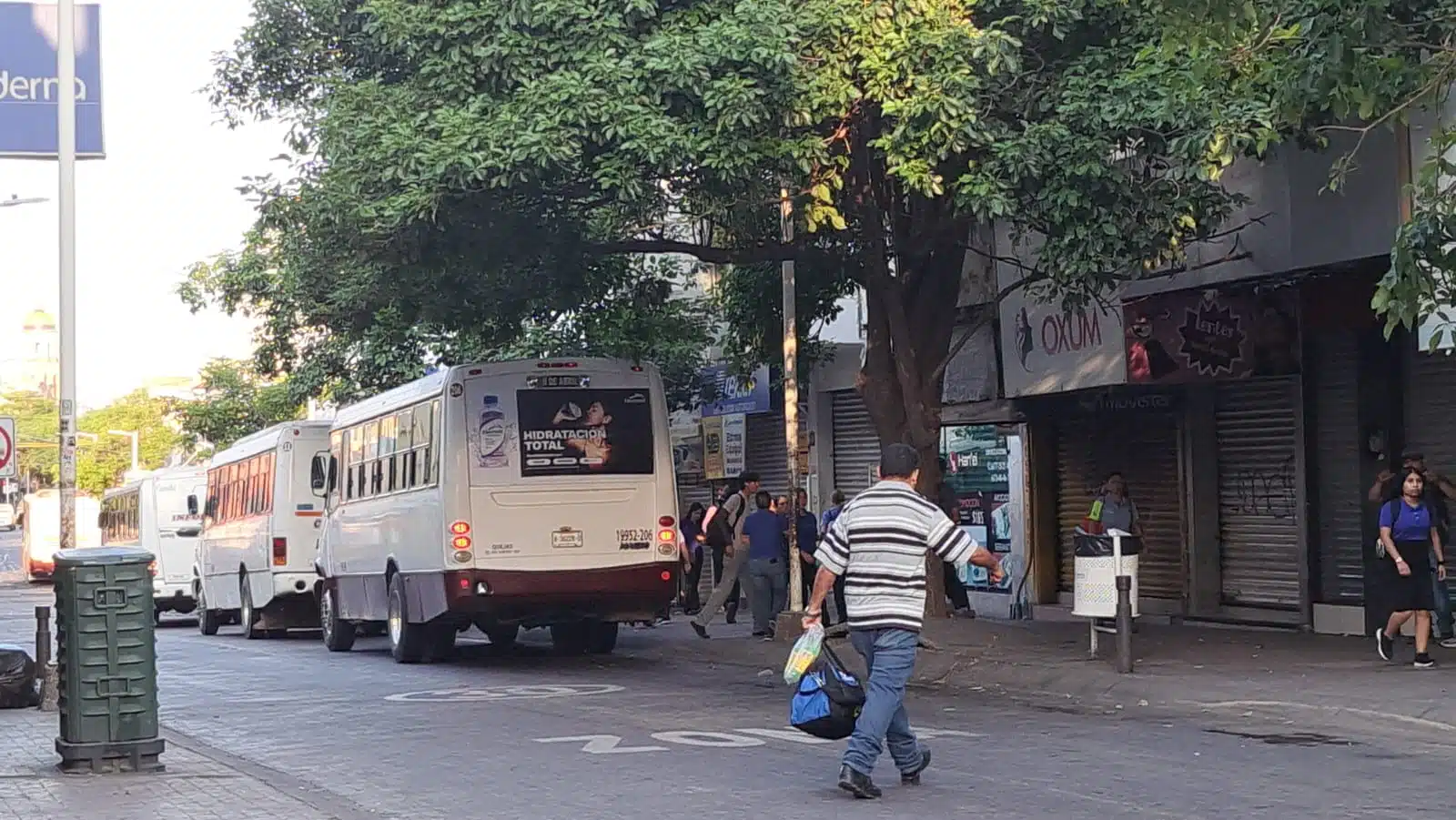 Transporte urbano en el centro de Culiacán