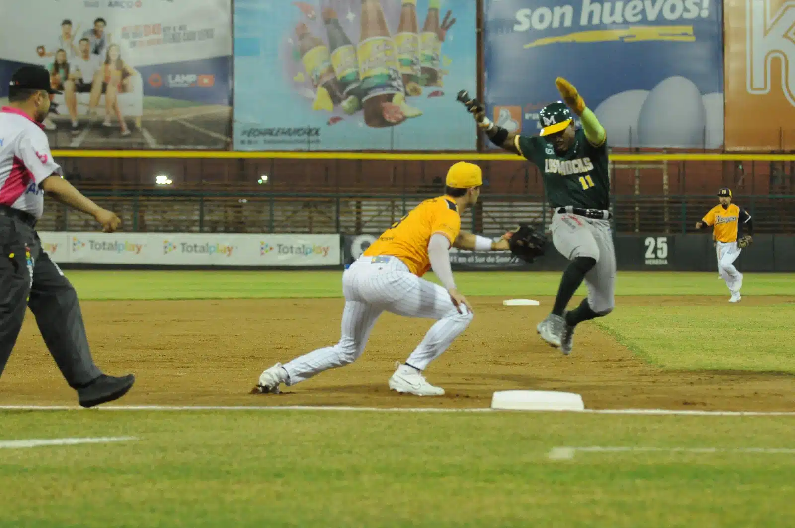 ¡Ataques tempraneros! Mayos emparejó serie ante Cañeros pese a reacción de la Fuerza Verde