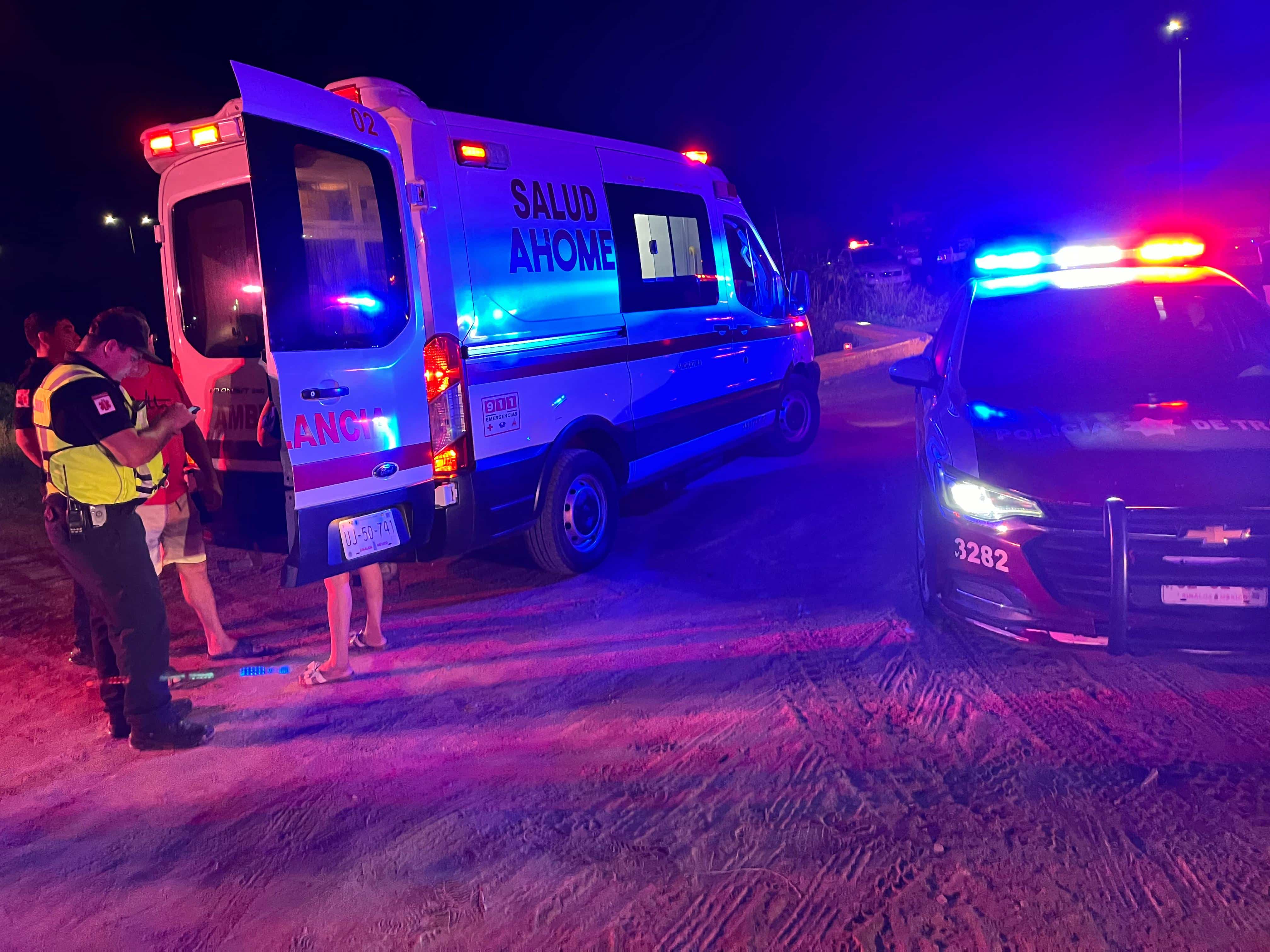 Accidente de motocicleta deja a un joven lesionado