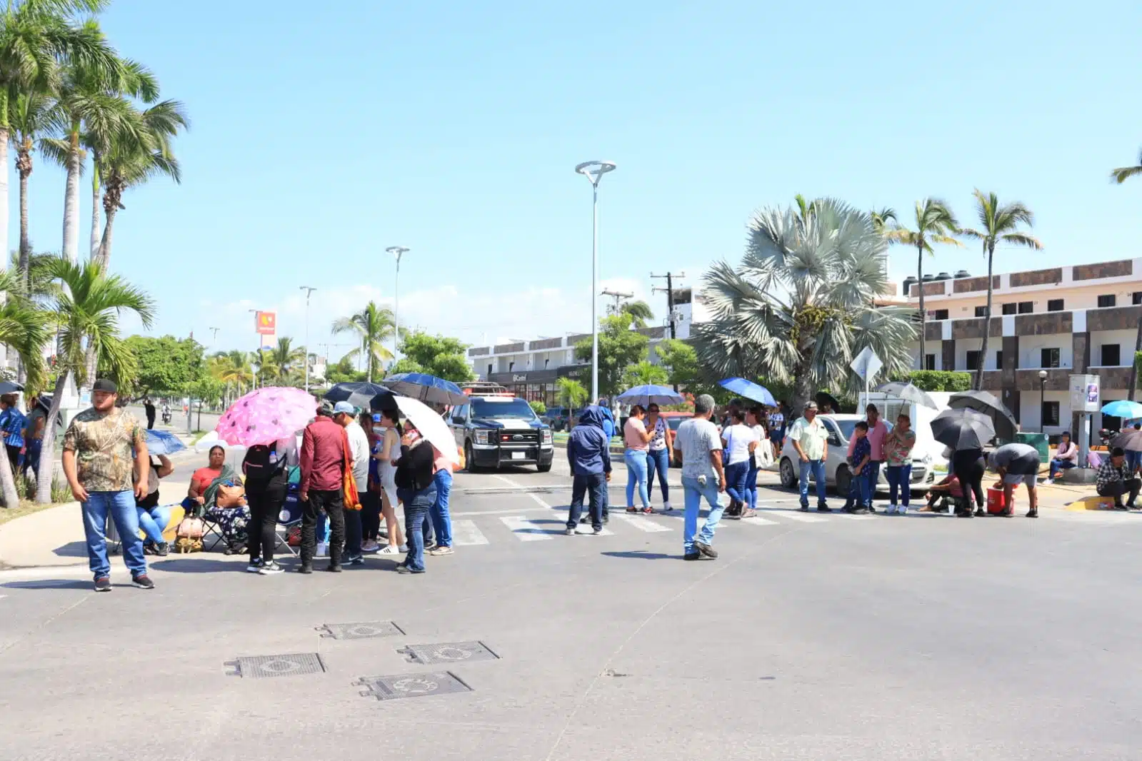 Manifestación de familias desplazadas en Mazatlán