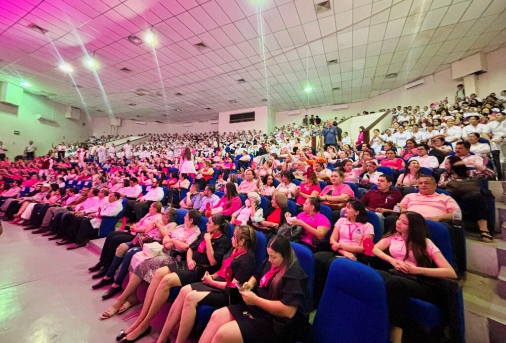 Conferencia sobre cáncer de mama