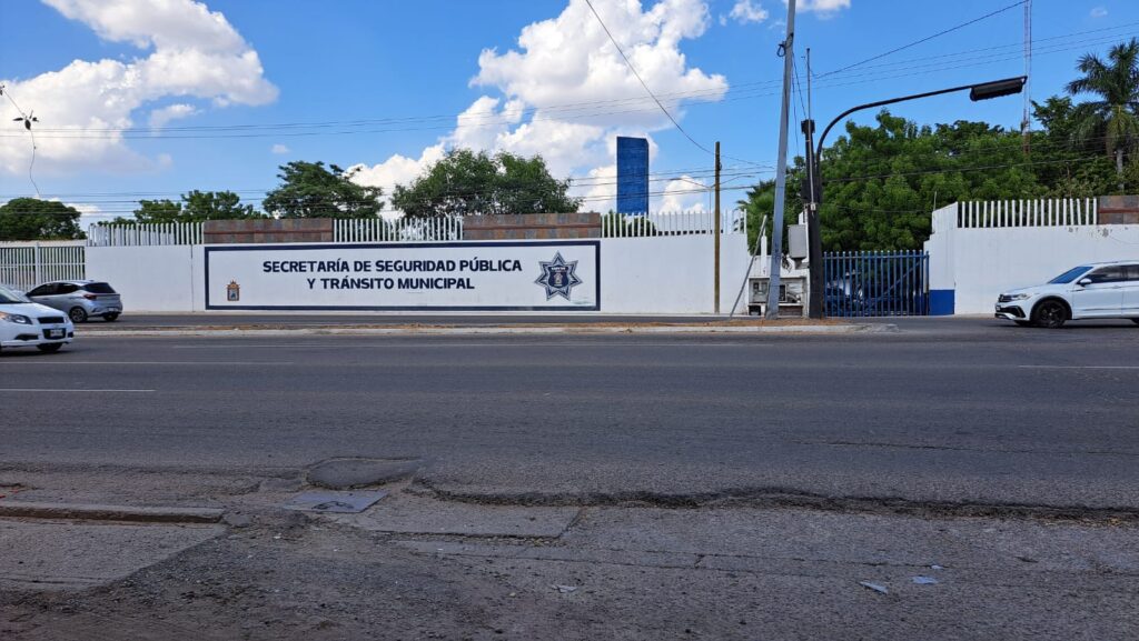 instalaciones de las oficinas de la Policía de Culiacán