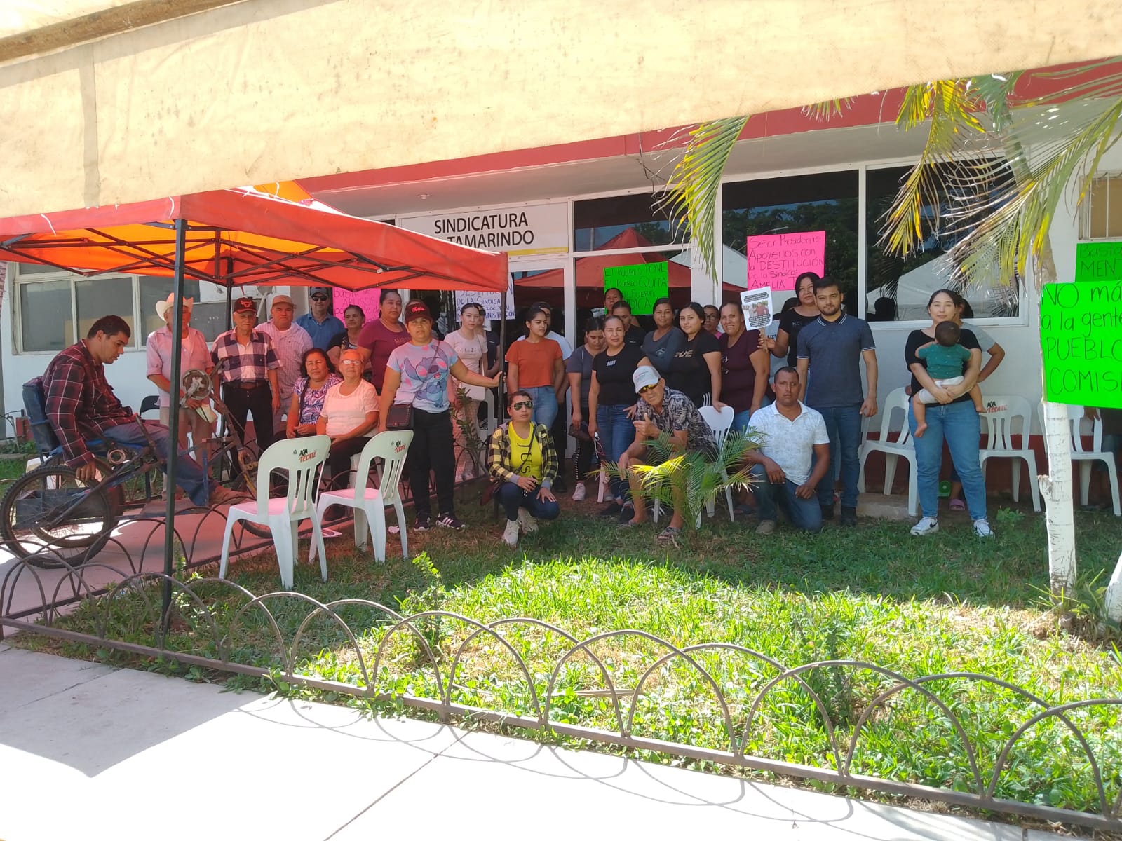 toman oficinas de la sindicatura de El Tamarindo