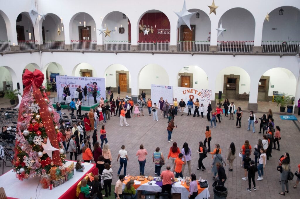 Exposición artística en el Ayuntamiento de Culiacán como parte de los 16 Días de Activismo contra la Violencia de Género