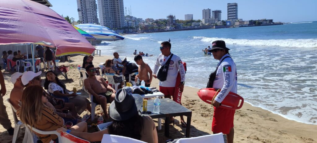 Advierten de oleaje elevado este fin de semana en playas de Mazatlán